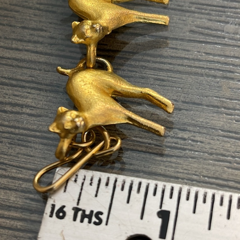 Vintage Gold-tone Sculptural Judith Woracek Mullen Cat Link Statement Necklace - Picture 14 of 17